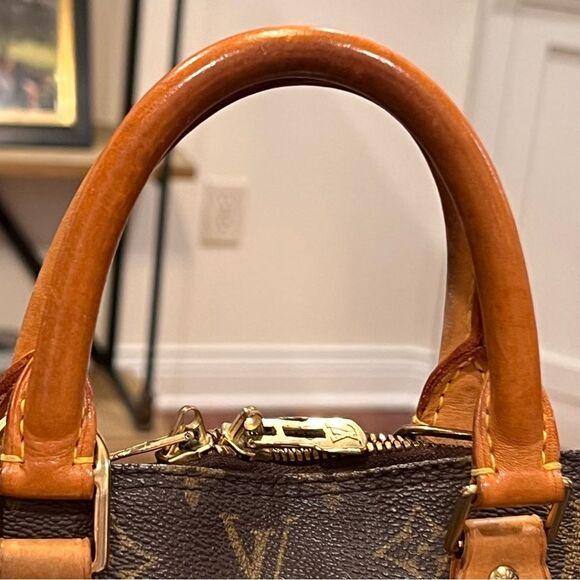 Louis Vuitton Alma Monogram Bag - Picture 12 of 14
